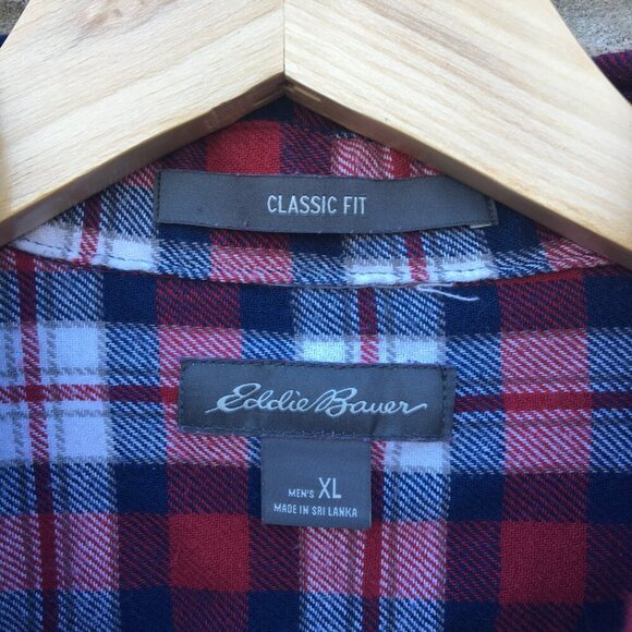 Eddie Bauer Flannel Shirt Mens XL Red Navy Plaid Button Up Classic Fit - Picture 5 of 6